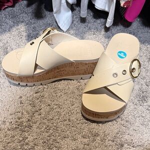 Women's REEF Cream Platform Sandals
